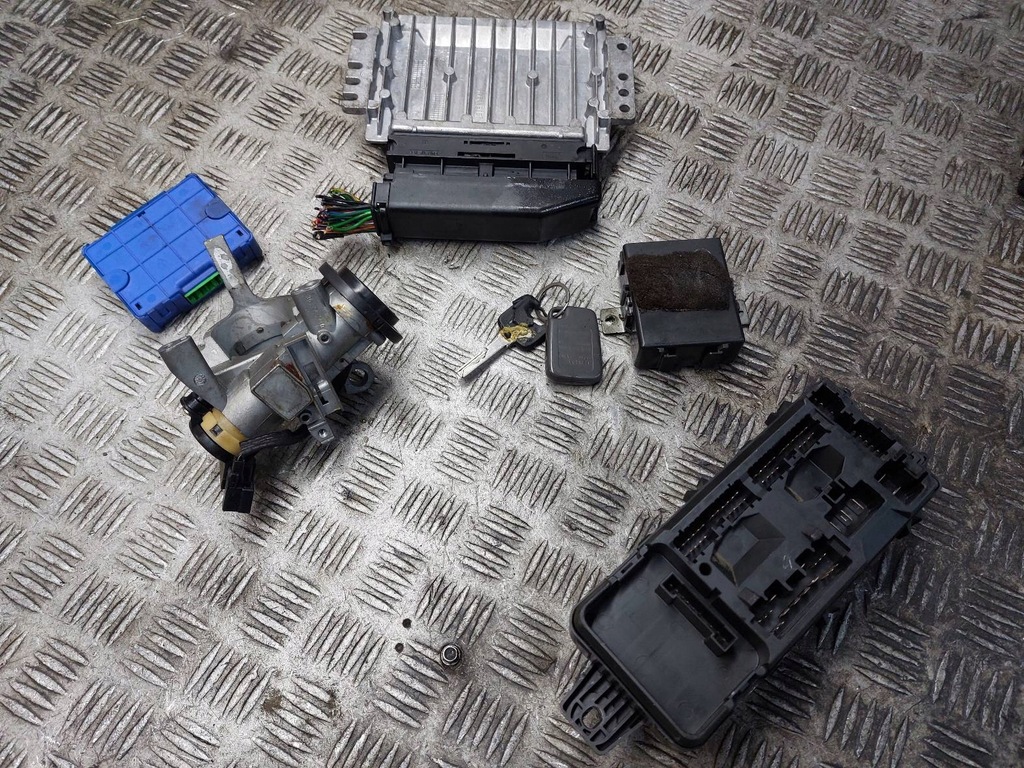 фото №10, Набір стартовий volvo v40 s40 i 1.6 16v p30616812 30865184 30857627