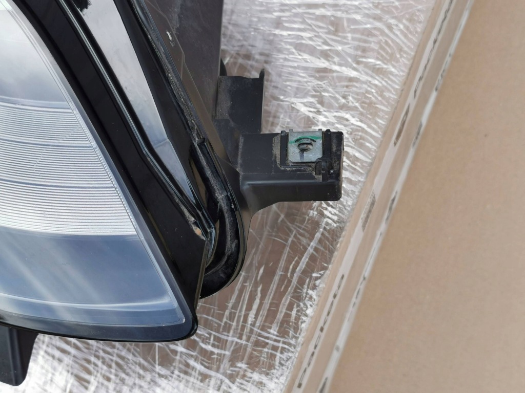 Tesla 3 рестайлинг  20- y фара передняя правый  led 1514953- 00-d Доставка