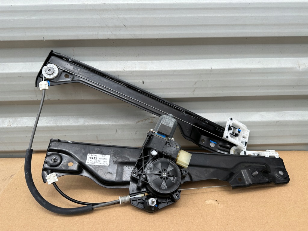 фото №1, Mini f60 countryman подъемник стекло левый перед 7390073