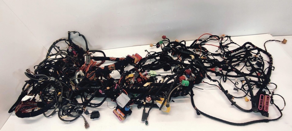 фото №1, Audi a7 4g джгут кабіни + відсік двигуна 2012 rhd anglik