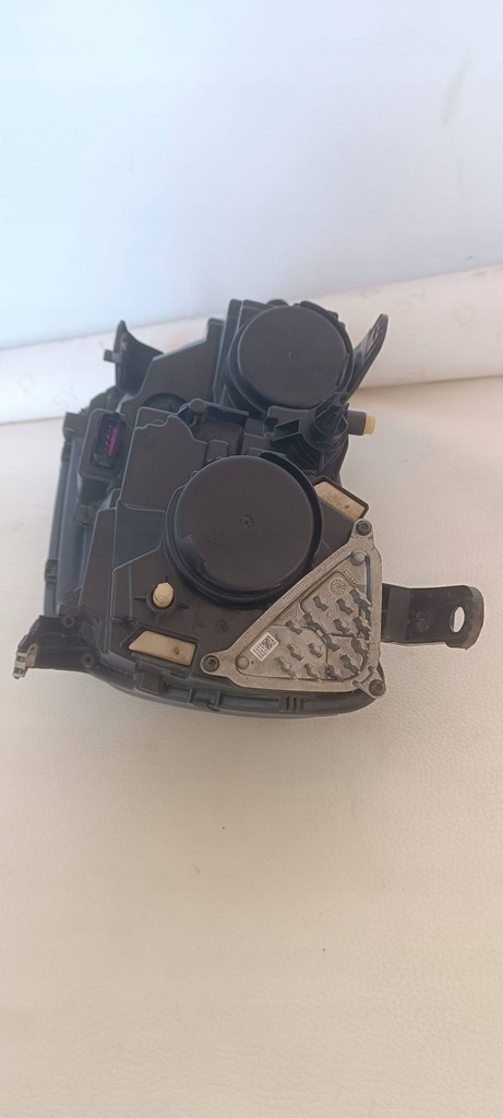 фото №9, Лампа правая dacia duster ii 2 led 260101133r