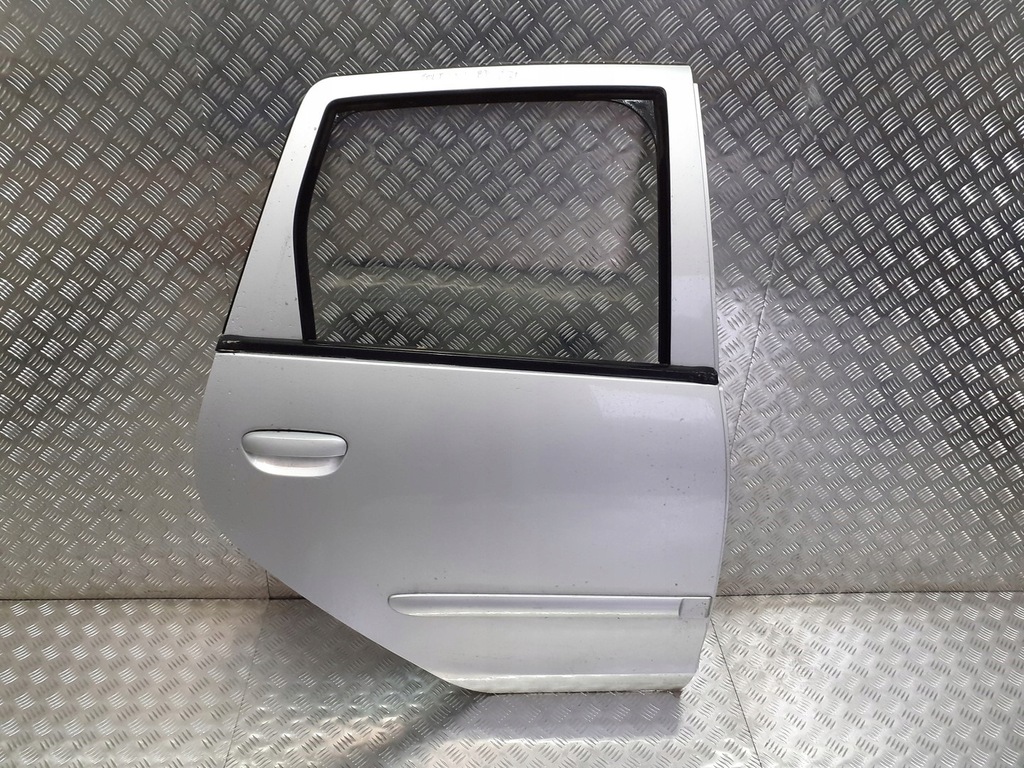 фото №1, Двері правий задня mitsubishi colt vi z30