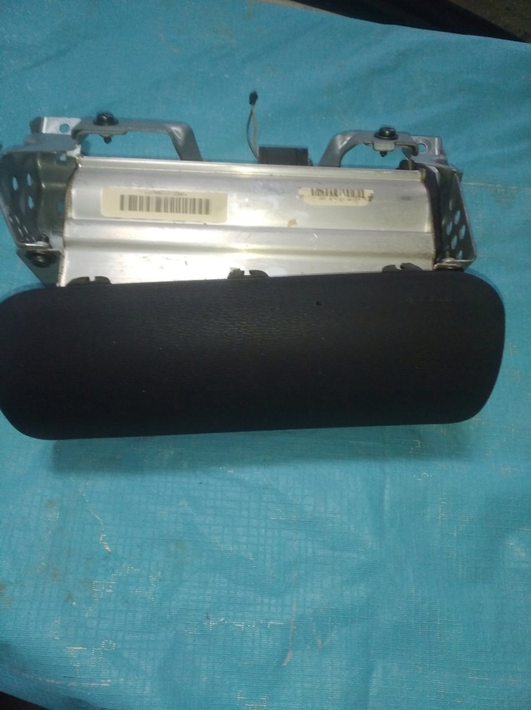 фото №1, Audi a3 8l lift подушка безпеки пасажира заглушка панелі