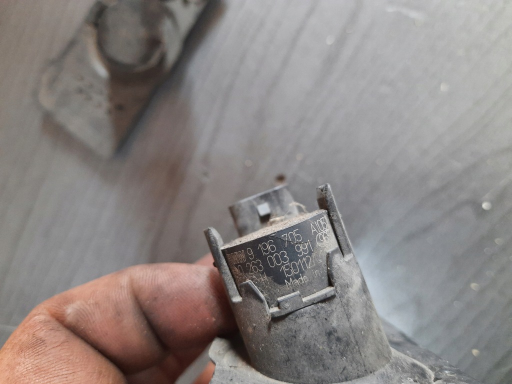 фото №6, Bmw x1 e84 2.0 20i датчик pdc кронштейн