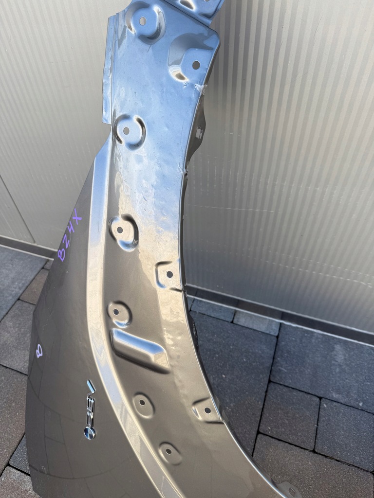 фото №9, Toyota bz4x крыло перед