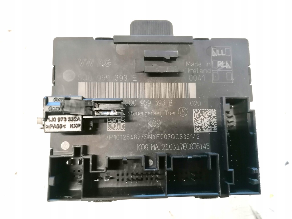 фото №1, Audi q2 17r модуль двері 5q0959393e