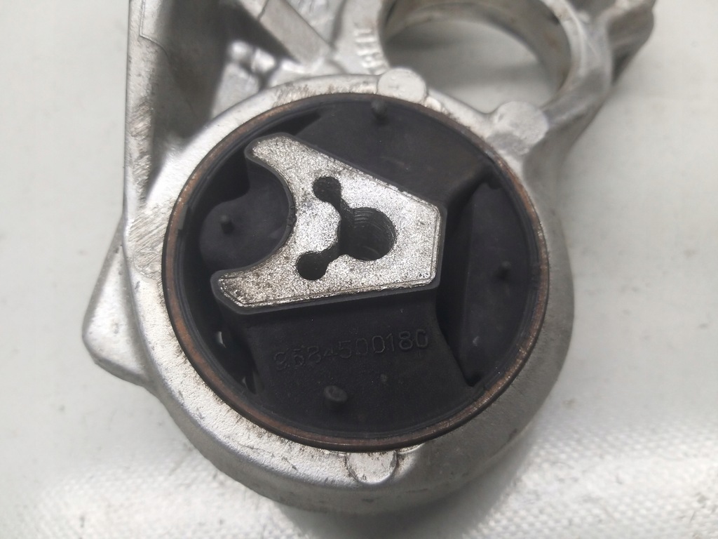 фото №9, Кронштейн двигуна підпора піввісь 1.6 1.4 vti 5f01 partner 308 r56 c3 9684500180