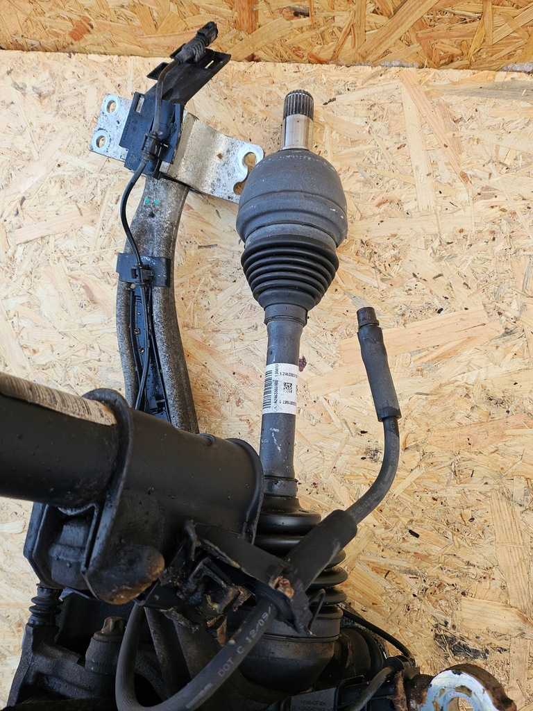 фото №4, Підвіска ліва поворотний кулак амортизатор mercedes w117 cla w176 x156 w246