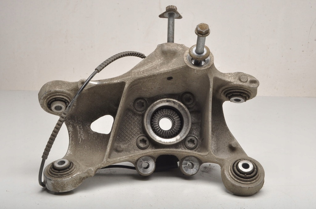 фото №9, Bmw i3 i01 поворотный кулак правый задняя 6852164 189159-10