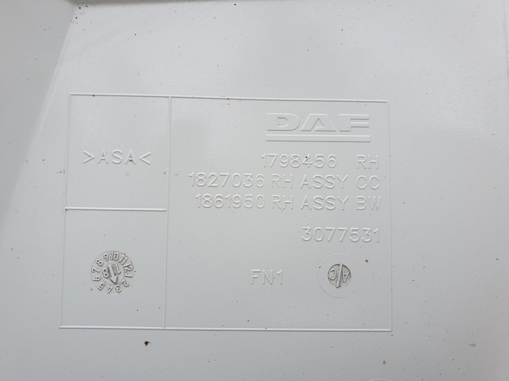 фото №6, Панель фари фара лампи правий daf xf106 euro6