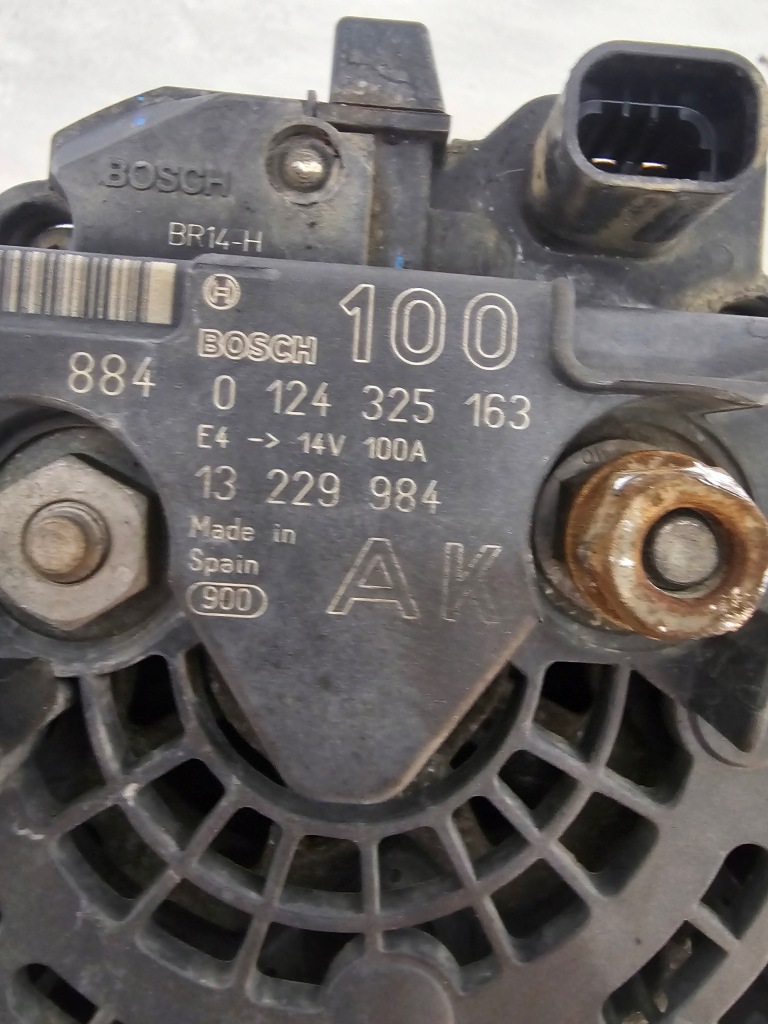 Купити Генератор opel astra h 1.6 b 0124325163 13229984