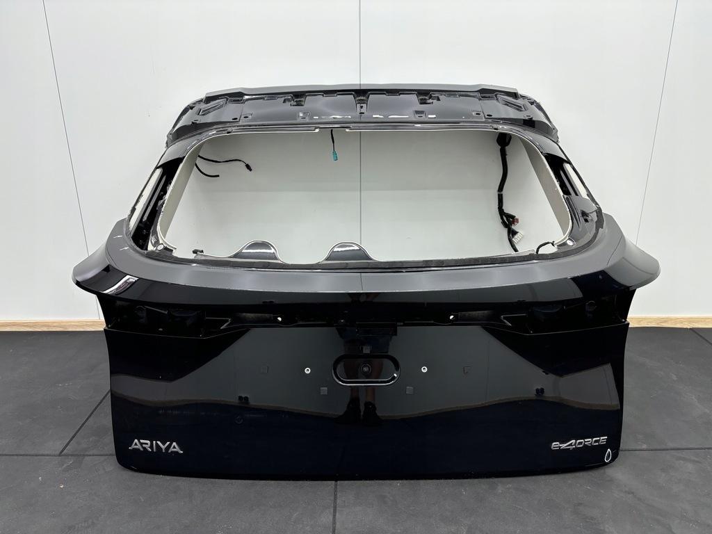 фото №1, Nissan ariya кришка багажника багажника задня задня