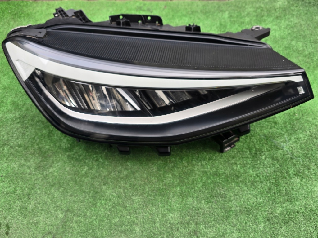 Купить Vw id4 full led фара передняя