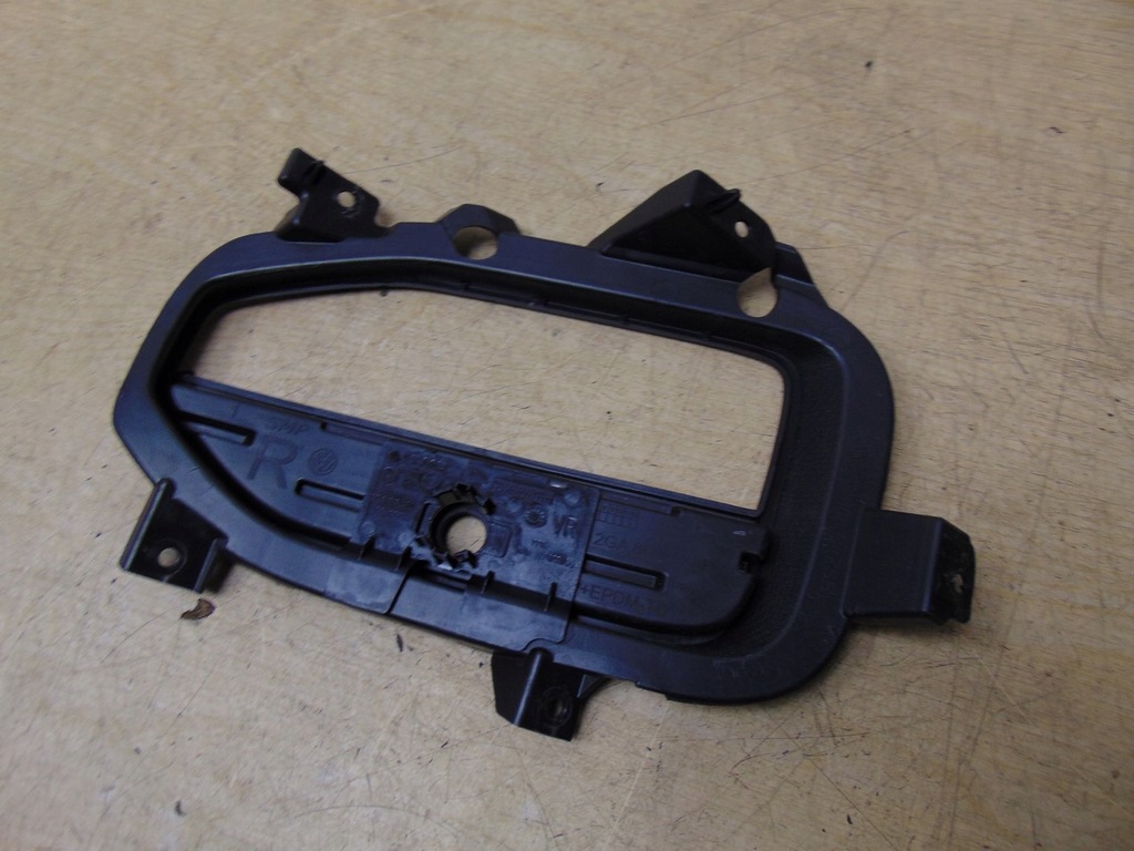 фото №8, Решётка w бампер правая vw t-roc 2ga853808c