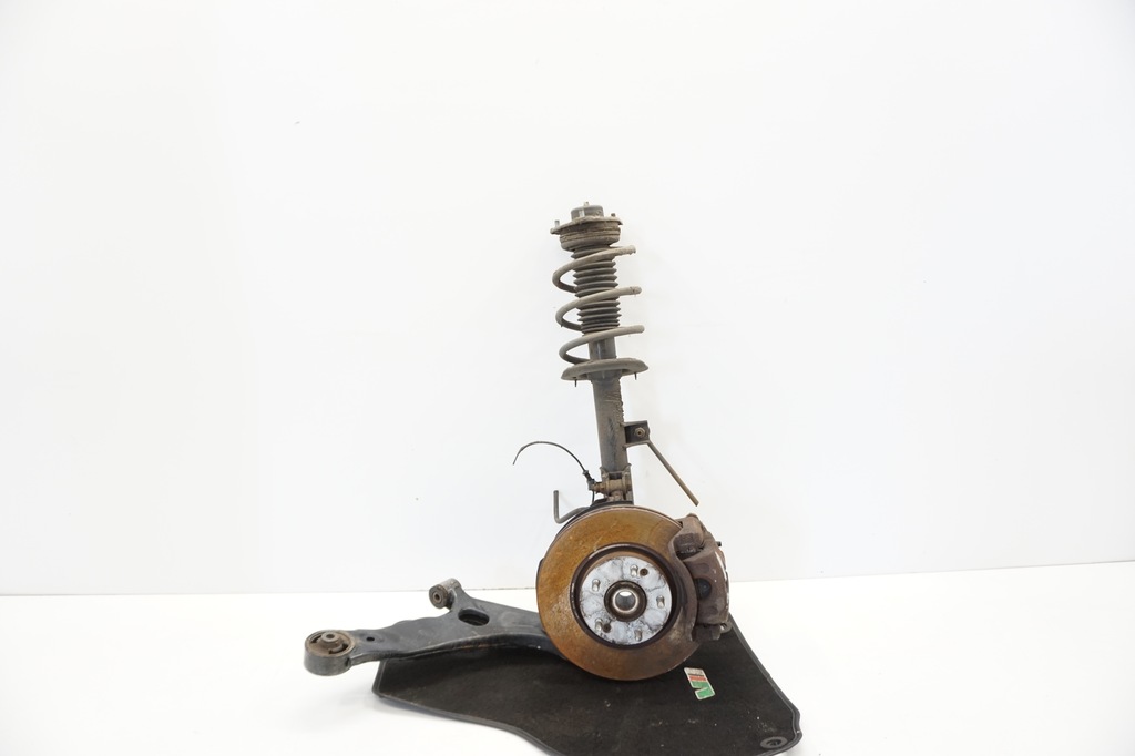 фото №1, Hyundai ix35 поворотный кулак правый перед 1.7crdi