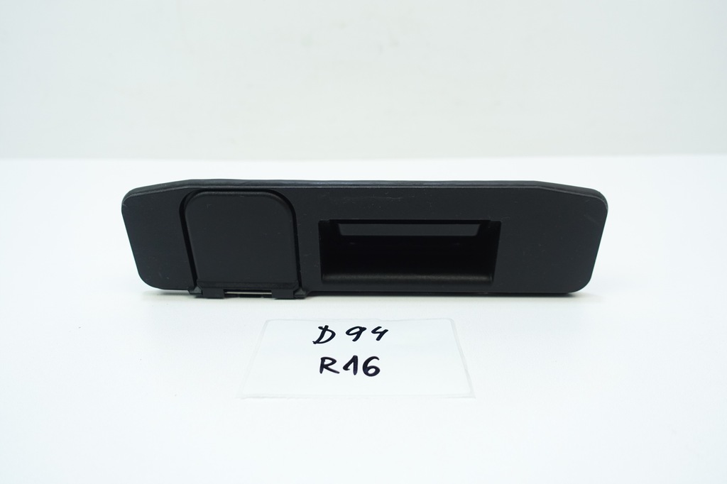 фото №1, Камера микровыключатель крышки багажника mercedes w247