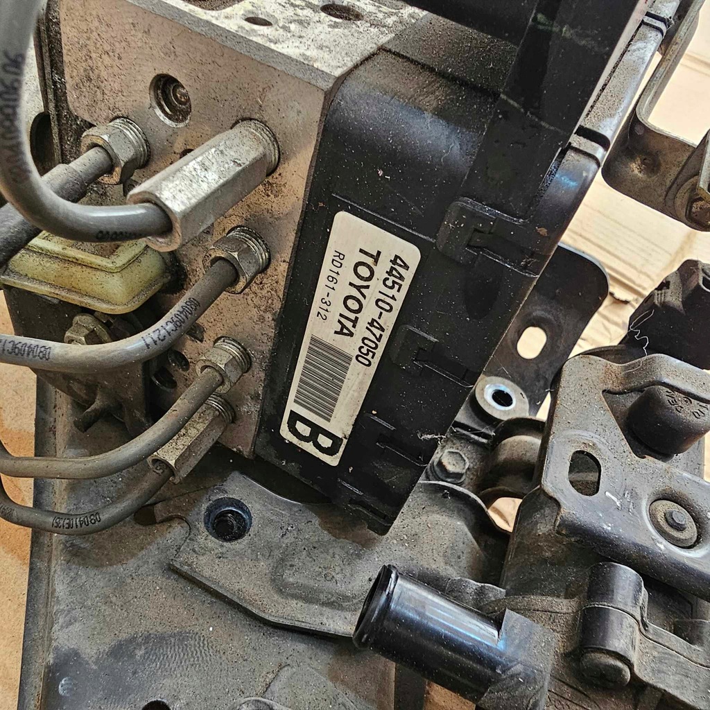 фото №5, Toyota prius ii 2 блок управления насос abs