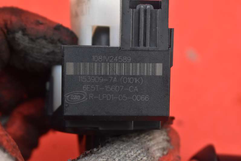 фото №8, Замок запалювання ключ кнопка 7s7t-19h386-da am5td3l0b ford focus mk3 1.6 tdci