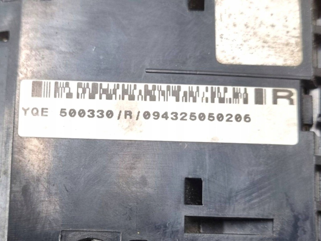 фото №4, Коробка запобіжників land rover freelander facelift l314 2006 yqe500330