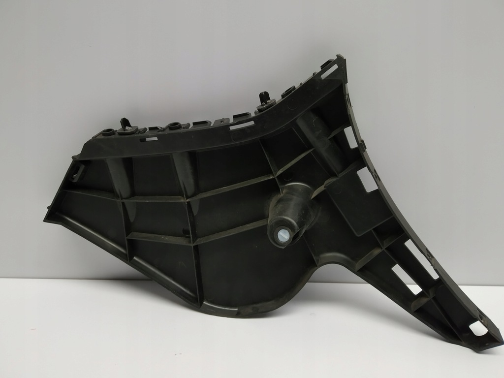 фото №9, 10+ volvo v60 направляющая бампера задняя левый кронштейн