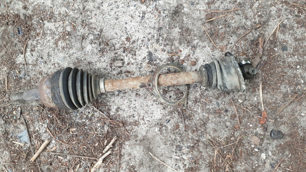 фото №1, Movano a master ii 2.5 dci приводной вал левая перед короткий