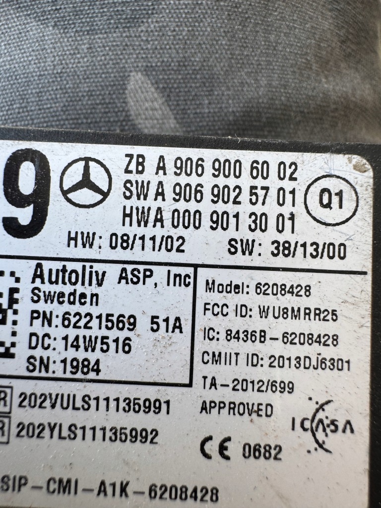 Mercedes радар датчик distronic a9069006002 в Украине