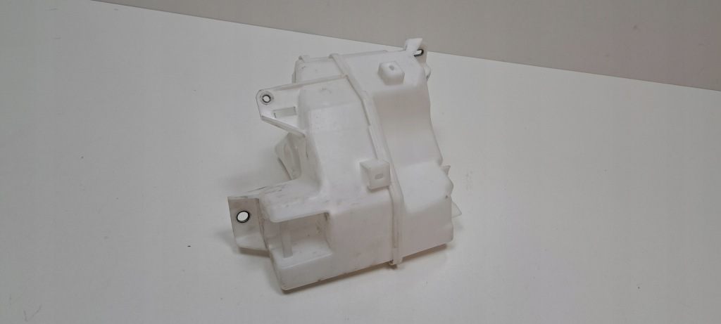 Toyota corolla e21 бачок омывателя 85310-02711 Недорого