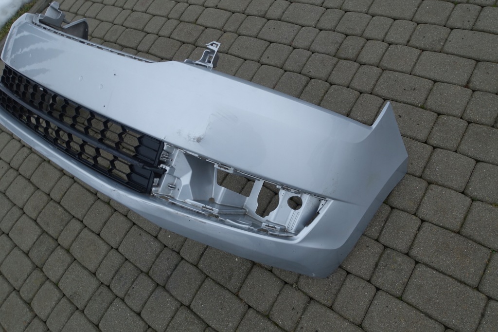 фото №8, Skoda rapid бампер передний серебряный решётка оригинал