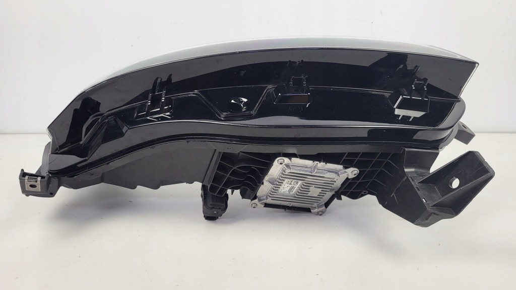 -фара фара передня правий renault megane e-tech e tech led Недорого