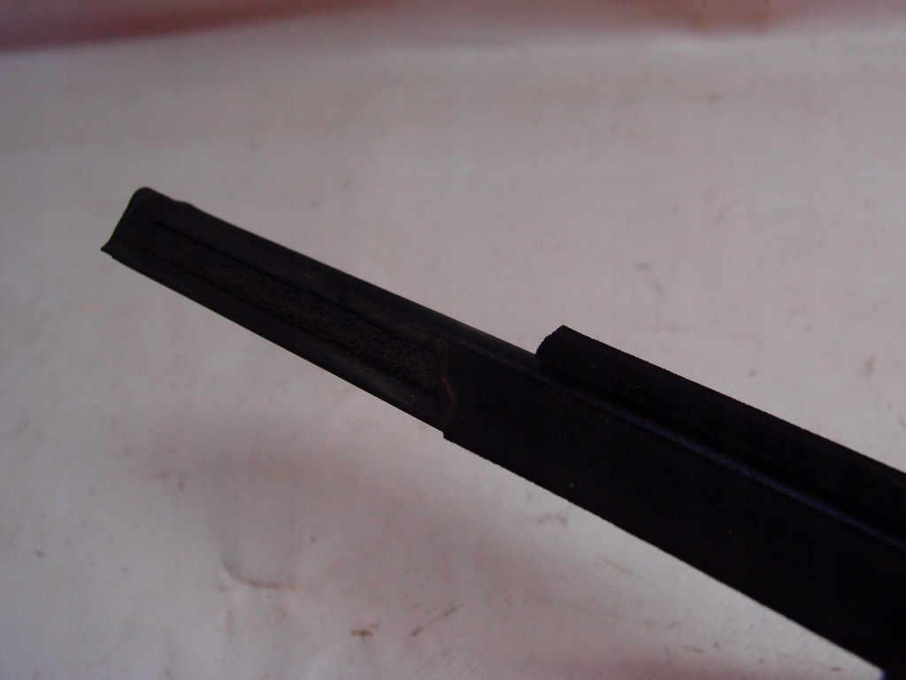 фото №8, Молдинг дверь уплотнитель левый задняя jeep compass ii