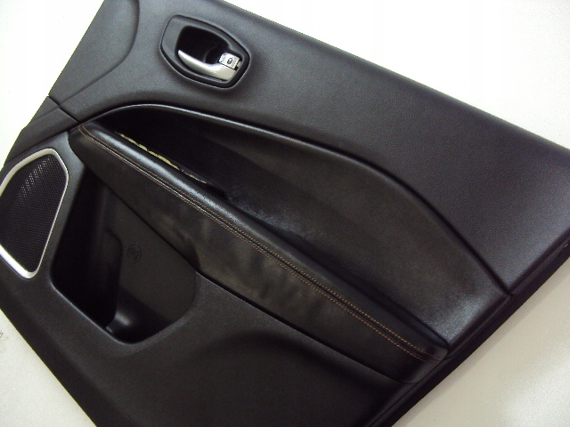 фото №3, Обивка дверь правый перед jeep compass ii