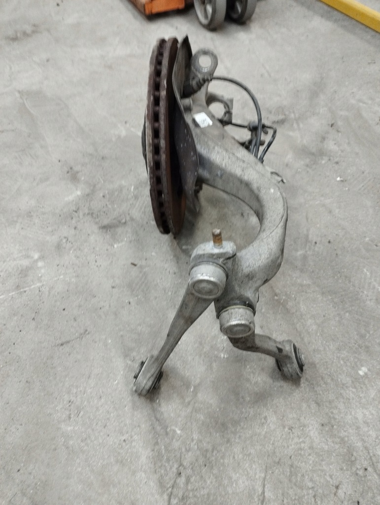 фото №12, Audi a7 3.0tdi поворотный кулак левая передняя 4g0407241d