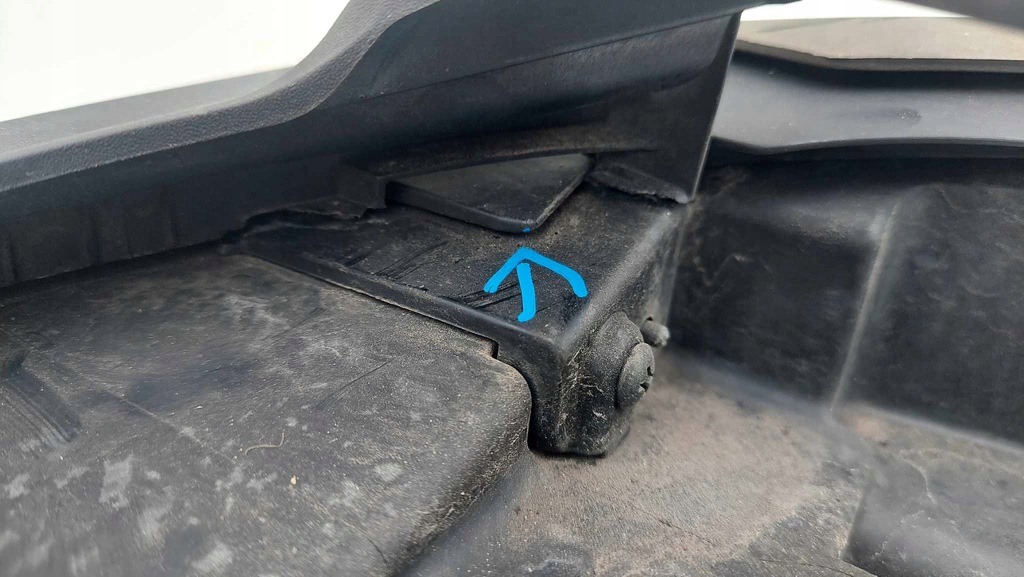 фото №9, Hyundai h350 лампа правая перед передняя обычная 1993