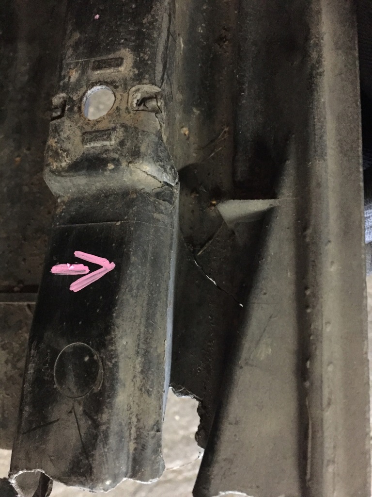 фото №5, Audi a4 b8 a5 защита плита пол подвеска левая