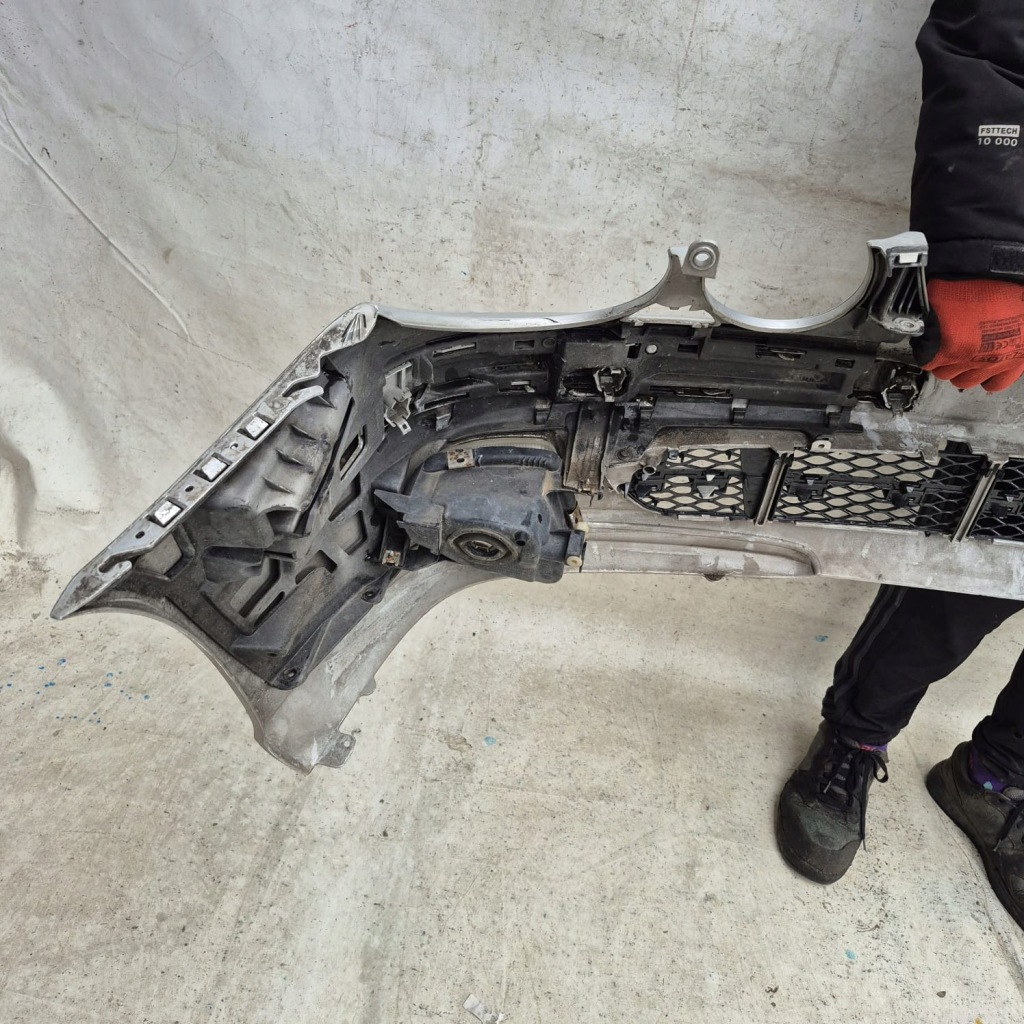 Mercedes e-klasa w211 avantgarde 02- бампер перед spr pdc Оригинал