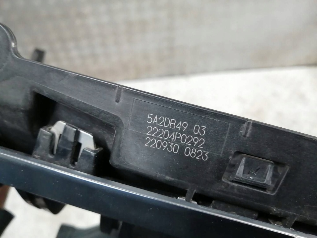 Купити Ww bmw 3 g20 g21 рестайлінг  22- решітка радіатора решітка  активний впуск повітря 5a2db49-03