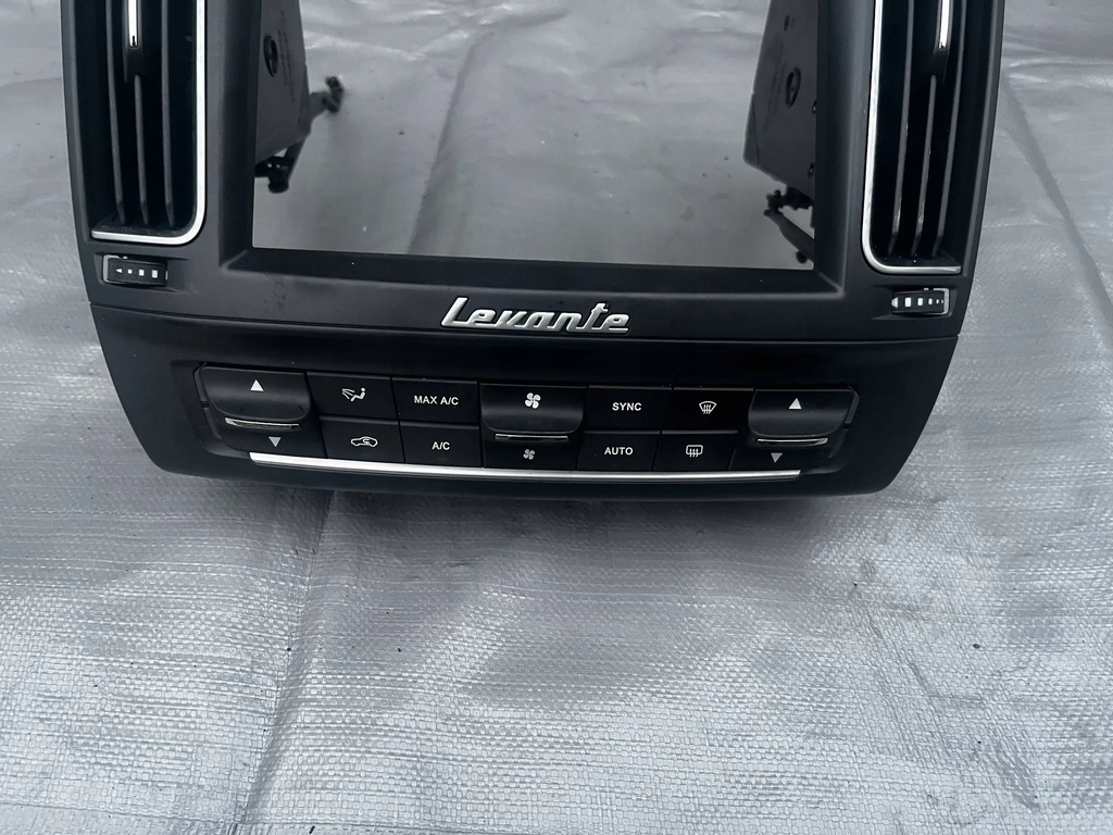 фото №2, Maserati levante рамка радіо панель комплект 2017-