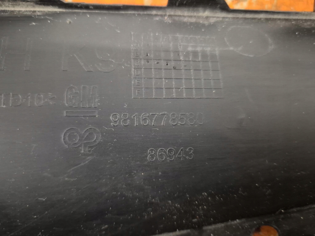 фото №6, Opel combo e 18- решітка бампера протитуманної фари перед права 9816778580