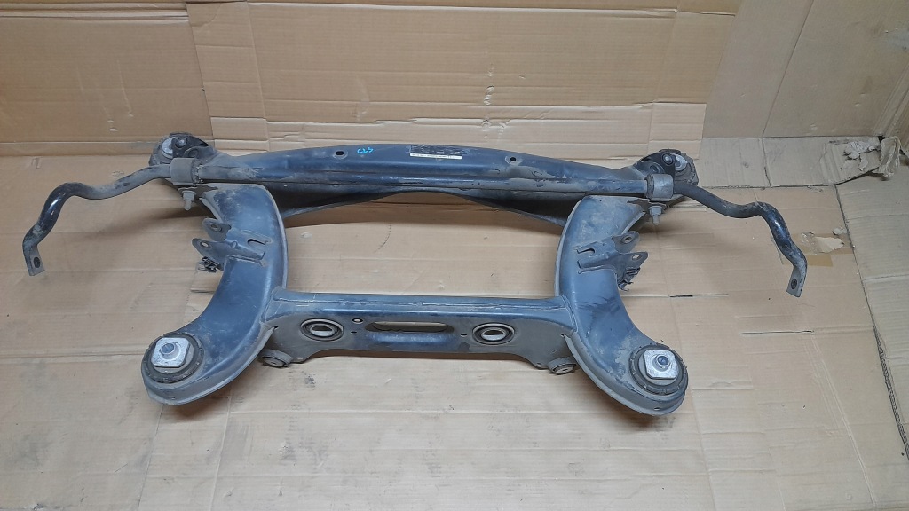 фото №1, Mercedes w213 w257 53 amg подрамник подрамник a2575840500 a2133267300 a2573503101