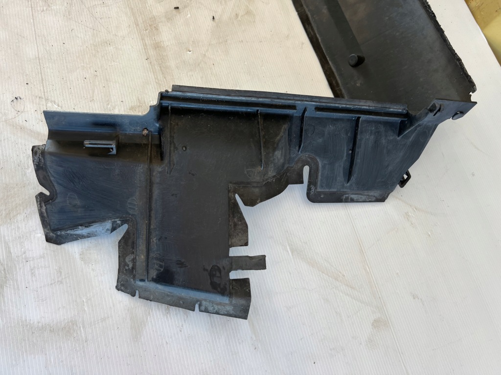 фото №6, Впуск воздуховод воздуха renault grand scenic iii 11r 1.6 dci 214760029r