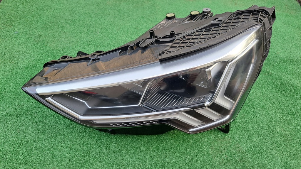 фото №1, Audi q3 83a full led лампа передняя