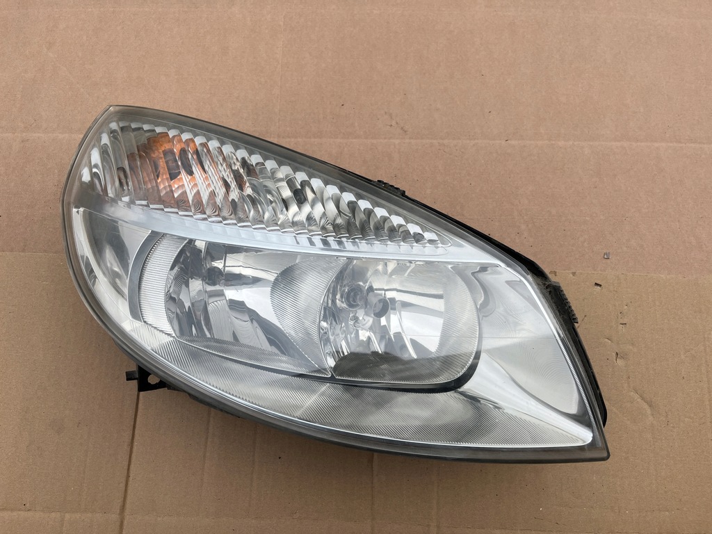 фото №1, Правая лампа перед передняя правый фара renault scenic ii 2003-2006