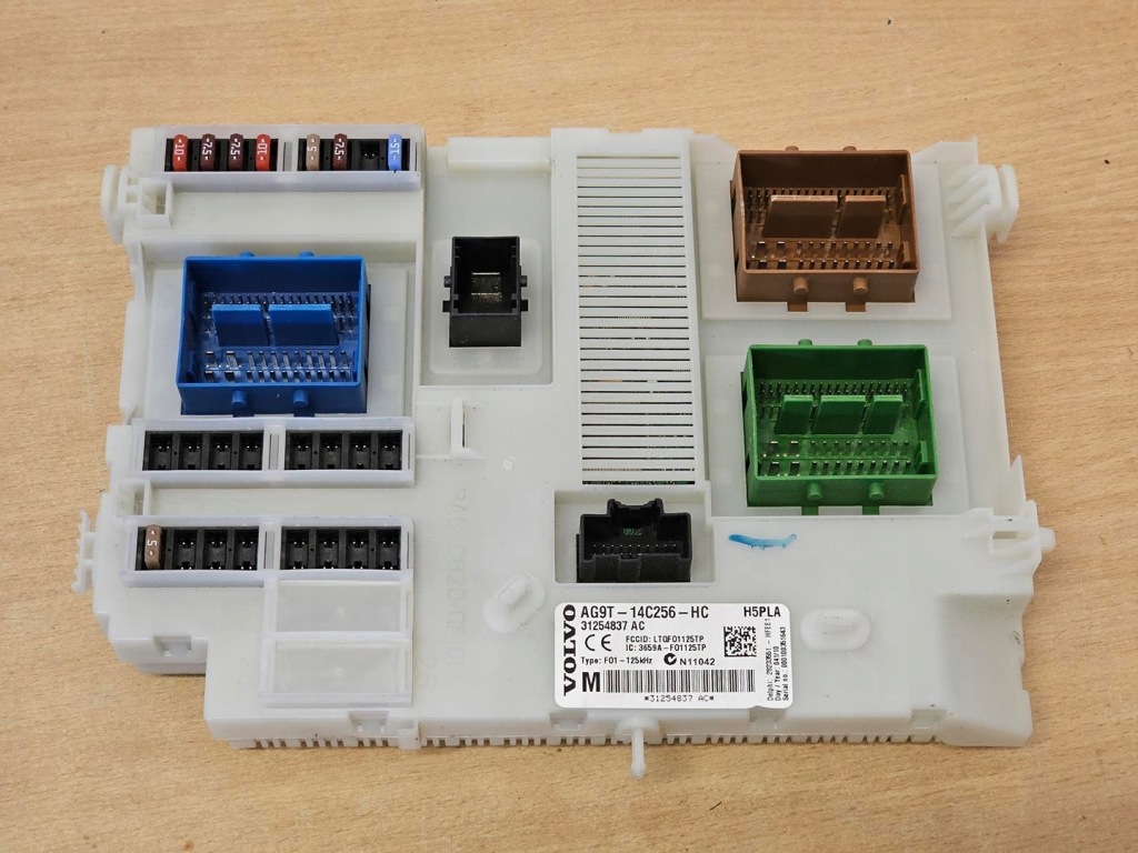 фото №1, Модуль cem volvo s80 ii v70 iii xc70 xc60 v60 s60