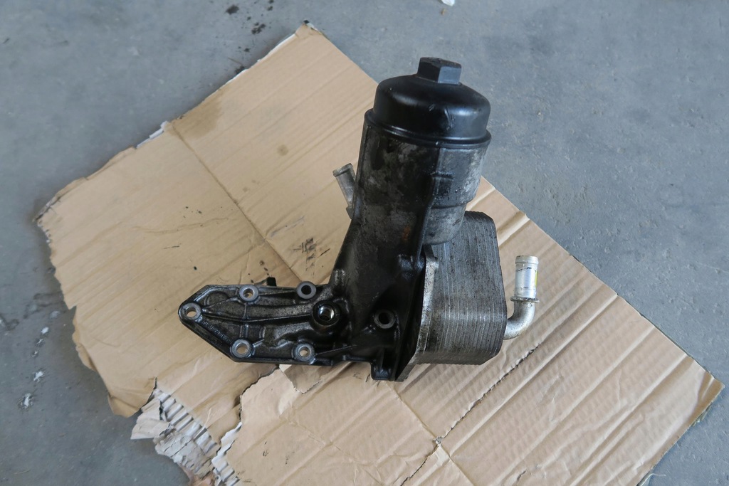 фото №1, Ford ranger 3.2 tdci радіатор оливи основа