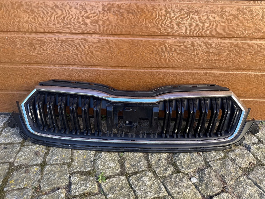 фото №1, Решётка радиатора решётка радиатора бампера skoda octavia iv lift