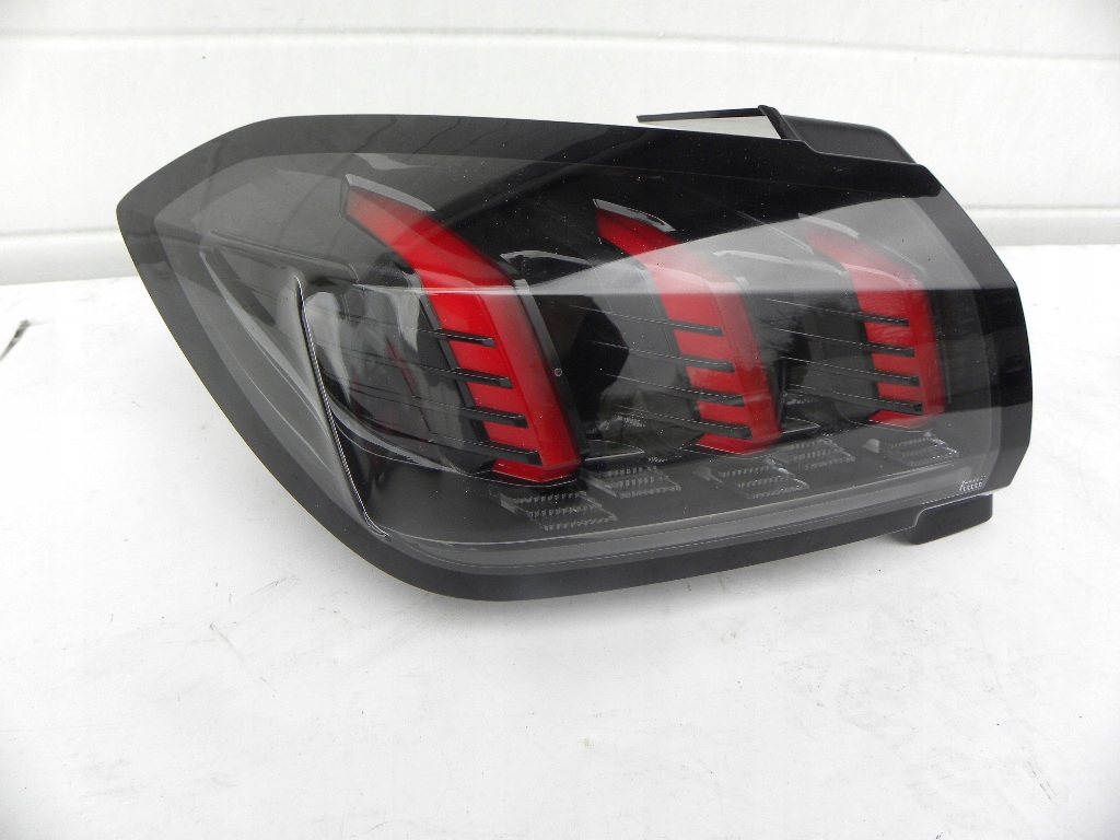 фото №1, Peugeot 208 ii лампа задняя левая