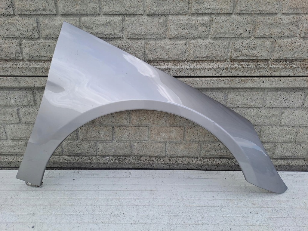 фото №1, Mercedes r-klasa w251 крила правий оригінал