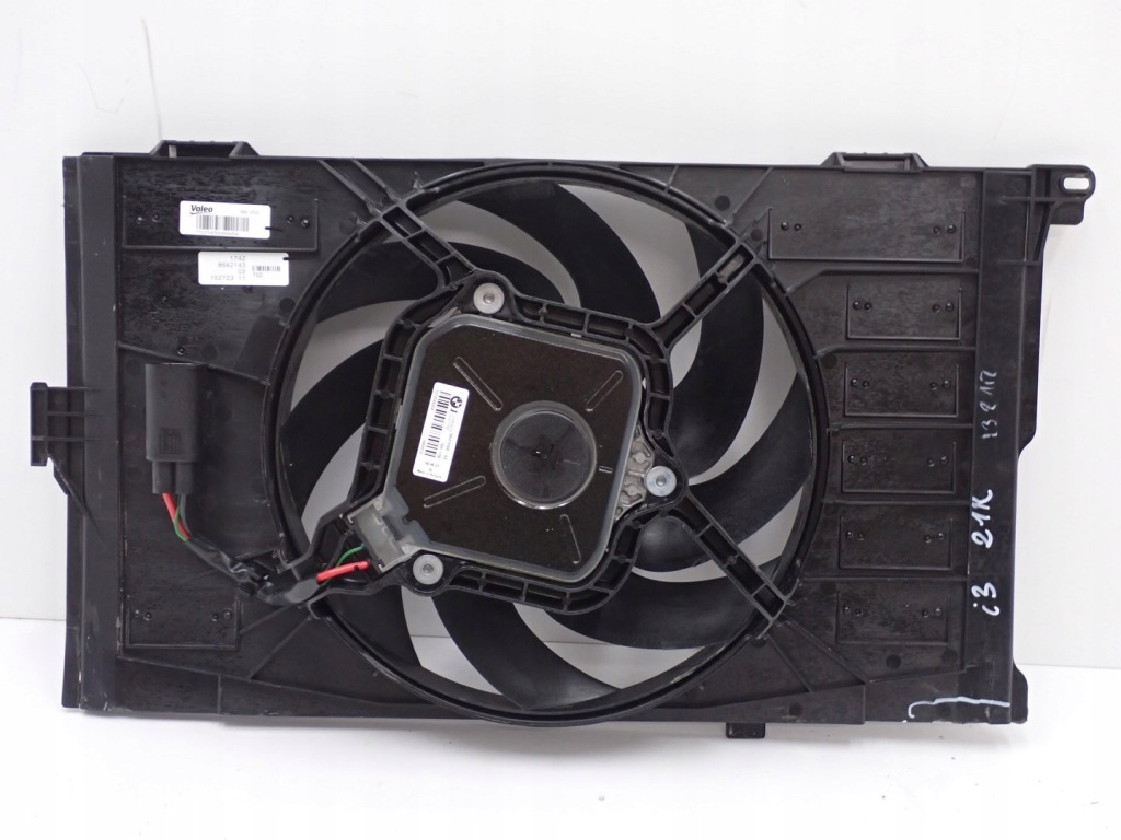 фото №1, Корпус вентилятора вентилятор оригинал bmw i3 21r