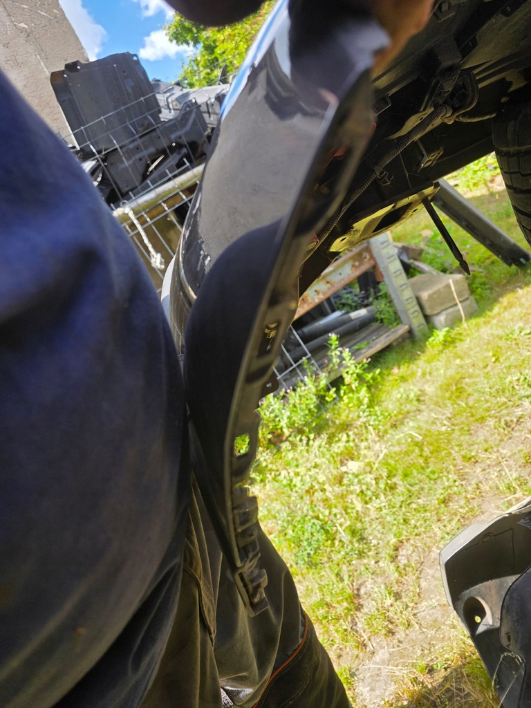 фото №12, Kia stonic 17- бампер задній pdc