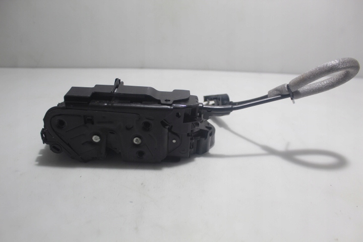 фото №4, Замок правый задняя дверь skoda fabia iii